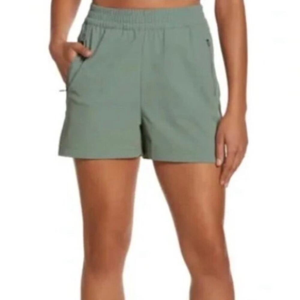 Sweaty Betty Summit Hiking Shorts Water Resistant Pull-On Zip Pockets Sz M